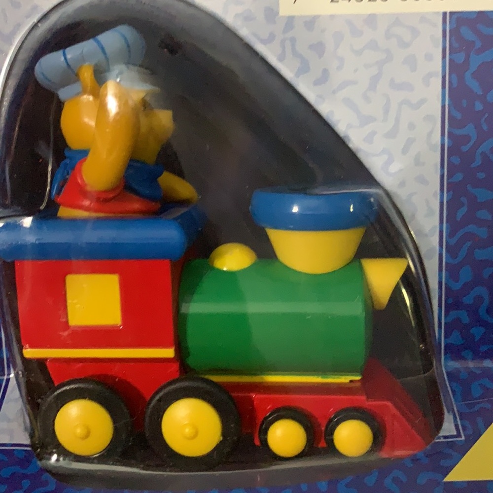 Walt Disney World Collectable toy, Pooh Bear